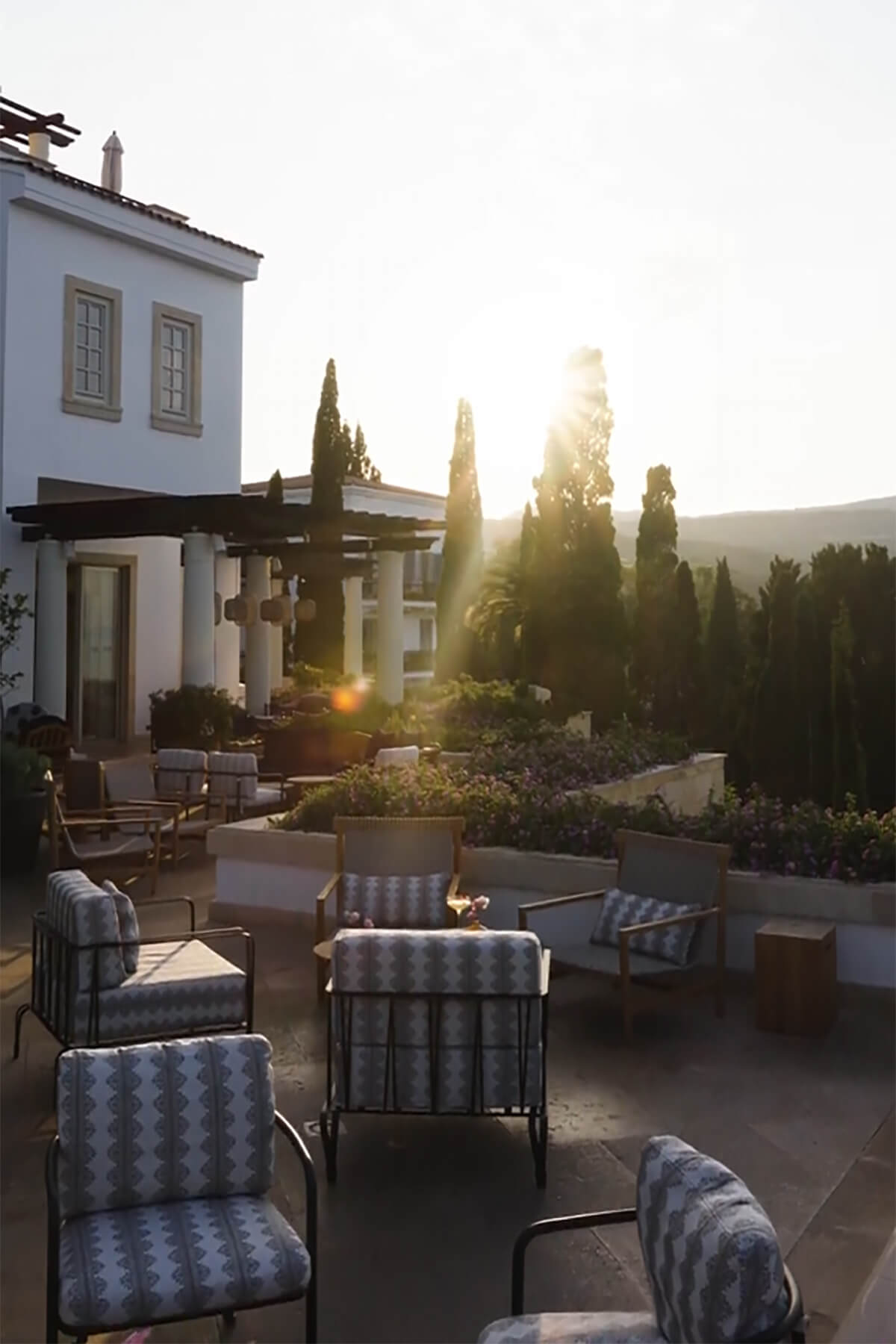 /Resources/images/Anassa/bar-reel.mp4