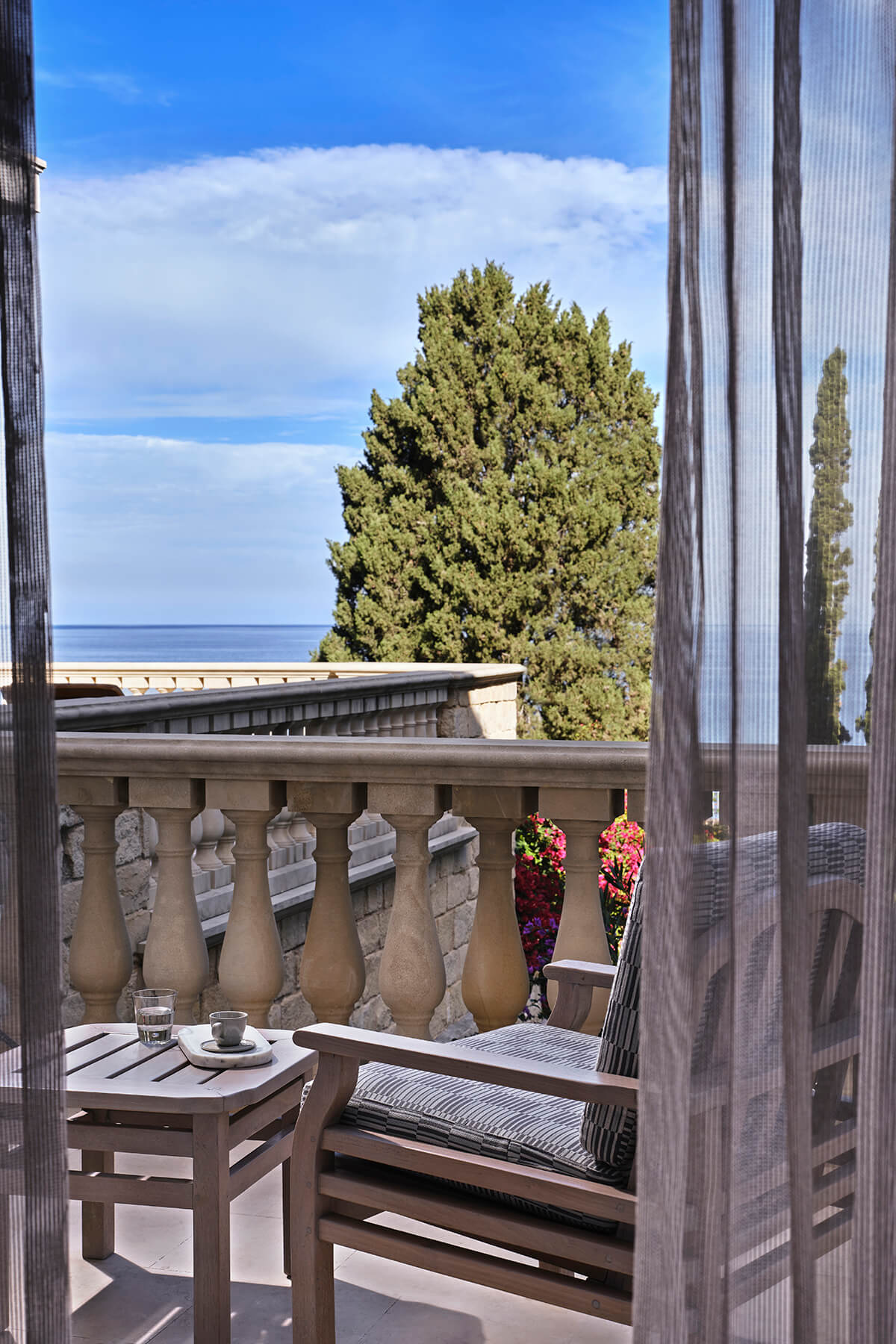 Sea view terrace – Anassa Hotel