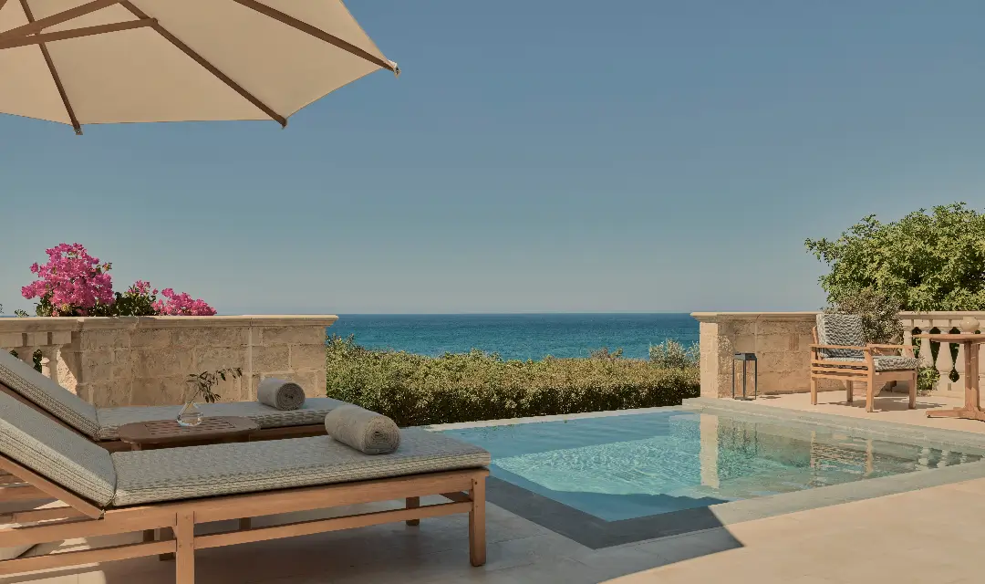 One Bedroom Suite Withe Pool