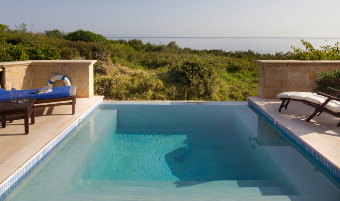 One Bedroom Suite Withe Pool