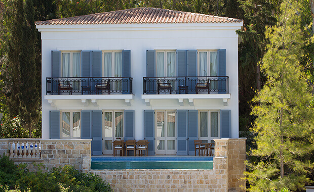 Andromeda Residence With Pool