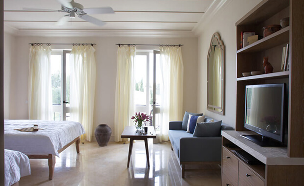 Andromeda Residence With Pool
