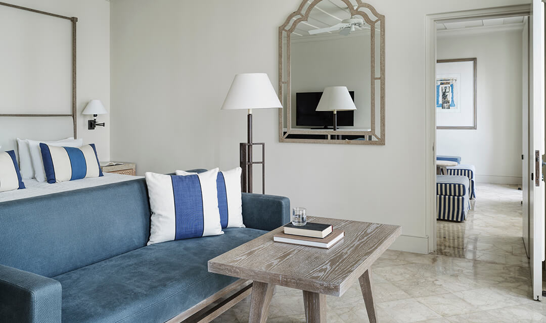 Interconnecting Junior Suite with Pool and Garden Studio Suite Sea View