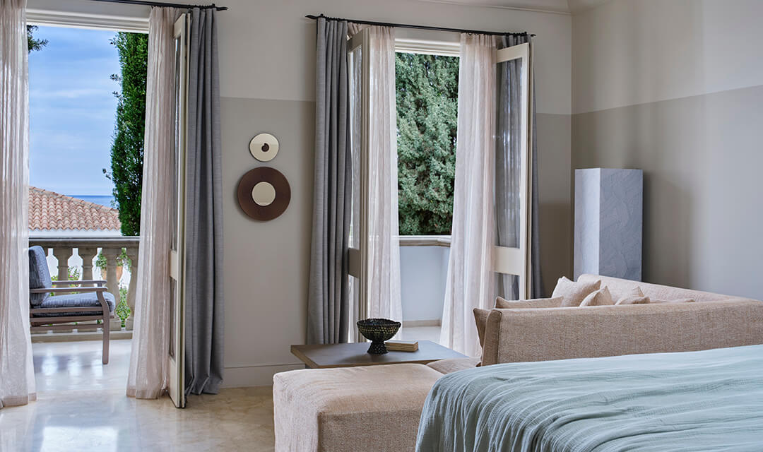 Interconnecting Junior Suite with Pool and Garden Studio Suite Sea View