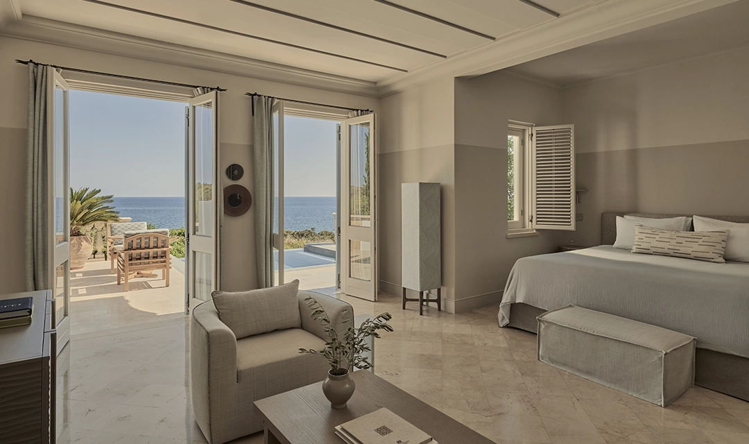 Junior suite with private pool