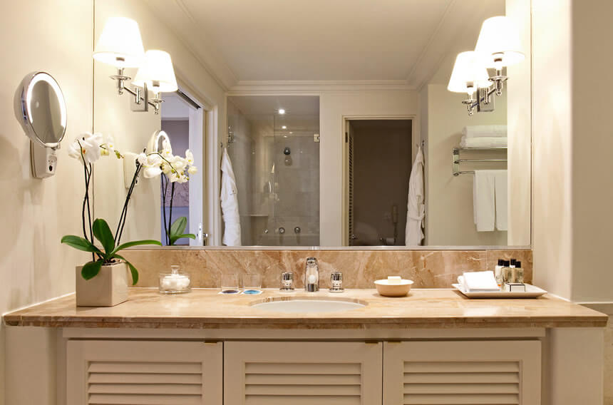 Junior Panorama Suite Bathroom